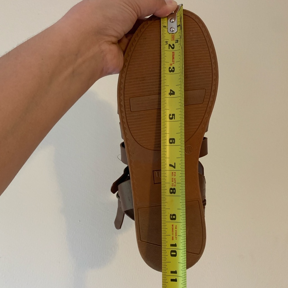 Time and Tru Vegan Leather Fishermancore Women’s Brown Gladiator Sandals 10 - Picture 9 of 9